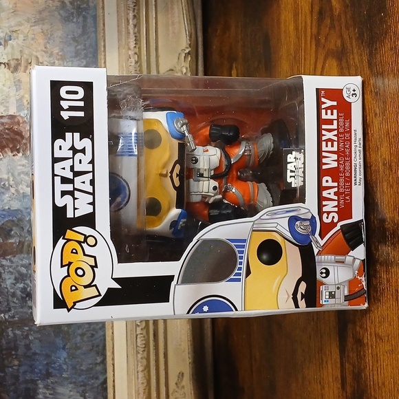 Funko Pop Star Wars Snap Wexley Figure - Red and Blue - Picture 1 of 8